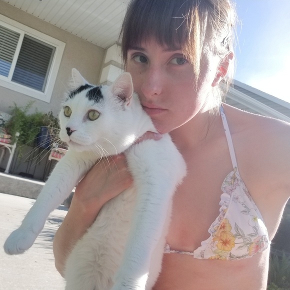 Meet your Posher, Savanna - Picture 1 of 1